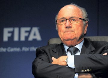 Sponsors Tell Blatter to Go Now