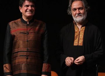 Master Shajarian Performs for Rumi in Konya