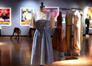 Judy Garland’s Dress Fetches $2.17m