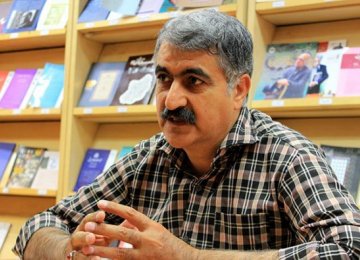 Yazdi Author Breaks Record
