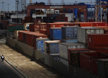 US Trade Deficit Widens to Nine-Month High