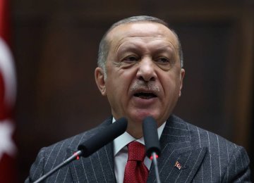Erdogan Offers to Mediate Between US, Iran