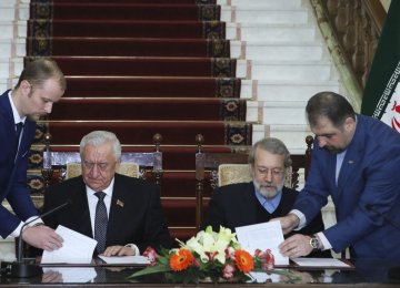 Tehran, Minsk Sign Parliamentary MoU 