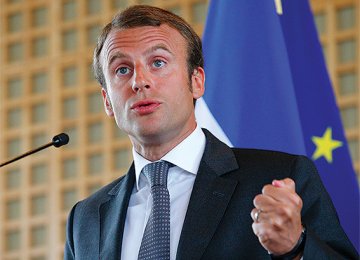 Macron Urges Respect for Iran Deal 