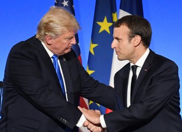 Macron, Trump Confer on Iran