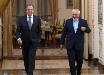 Zarif, Lavrov Discuss JCPOA, Mideast