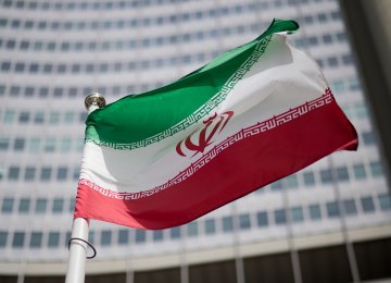 Poll: Most Americans Back JCPOA 