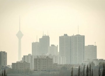 Tehran, Alborz Schools Go Online Due to Pollution