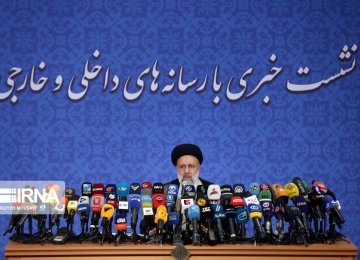 Balanced Interaction With International Community Underpins Iran’s Foreign Policy