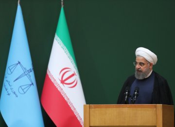 Rouhani Pledges to Name Young Cabinet