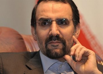Tehran to Continue Defense Coop. With Moscow 