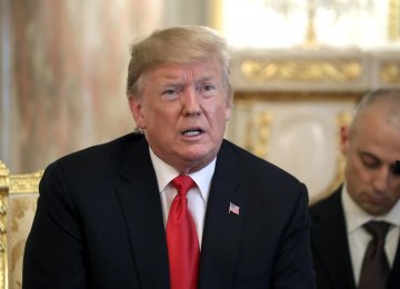 Trump Downplays Tensions With Tehran 