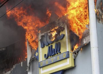 37 Dead  in Philippine  Mall Blaze