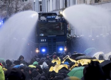 German Far-Right Meets to Pick New Leaders