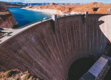 Water Levels Sink at World’s Biggest Dam 