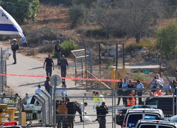 Three Israeli Security Guards Shot Dead  in West Bank