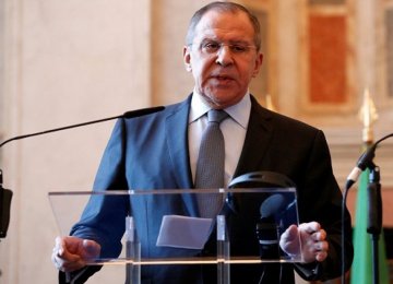 Lavrov Dismisses Claims of Russian Meddling in US Election 