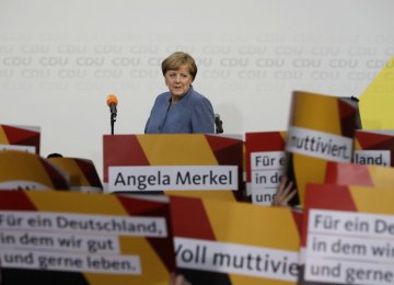Merkel’s Allies Insist on Conservative Unity Before Coalition Talks