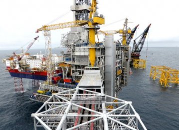 Norway to Divest From Oil, Gas Exploration Companies