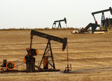 Oil Prices Drop, But Steep Gain Expected