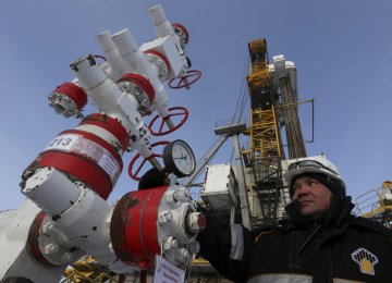 Russia Signals OPEC, Allies Should Raise Output