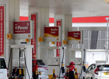 Huge Decline in S. Korea Gasoline, Gasoil Demand