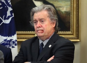 US Special Counsel Mueller  Subpoenas Steve Bannon