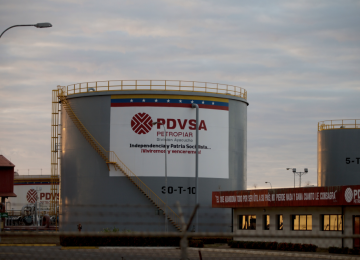 Venezuela Imports Oil for First Time in 5 Years