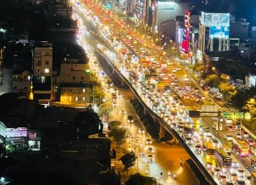 Vietnam Turning Off Street  Lights to Save Energy 
