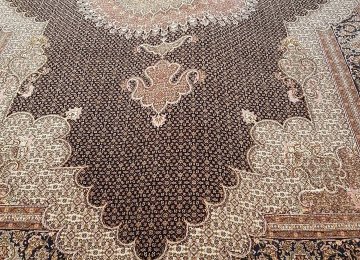 East Azarbaijan Province has a share of more than 35% in Iran’s handmade carpet exports.