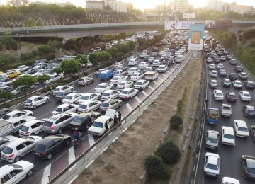 Travel delays caused by traffic average 50.7% in Tehran.