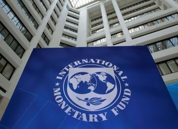 IMF Expects Iranian Surplus in Current Account Balance Next Year