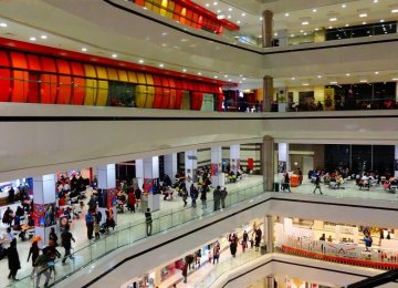 Official Blasts Malls Mushrooming in Tehran