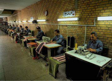 Some 96% of all the licensed Iranian enterprises are considered small- and medium-sized.