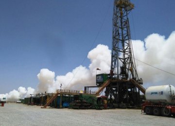 Azar Oilfield Output Exceeds 4.6m Barrels