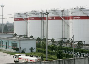 Sinopec says to Continue Iran Oil Imports