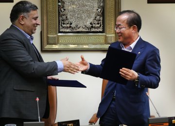 Tavanir, KEPCO Sign MOUs 