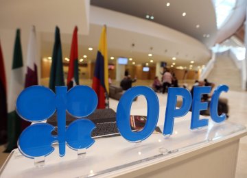 OPEC, Non-OPEC Extend Output Cuts for 9 Months