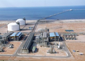 PNOC seeks to build an LNG plant with annual output capacity of 6 million tons.