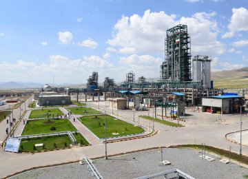 Petrochem Exports Up 13%