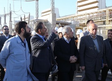 Two Combined-Cycle Power Plants Launched in Southern Iran