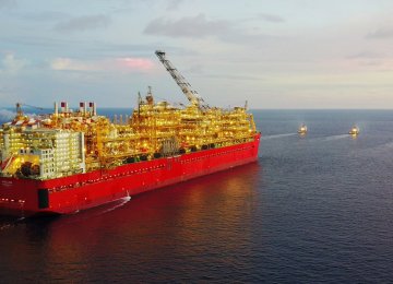 Battle of Mega Gas Giants to Begin Near Australia