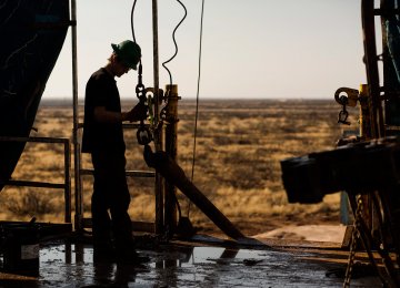US Boosts Shale Rigs Again 