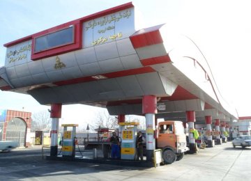 Iran’s state-run gas station and fuel market has a great potential for attracting investors.