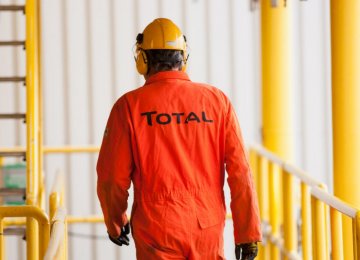 After Iran Move, Total to Snap Up Qatar Gas Deals
