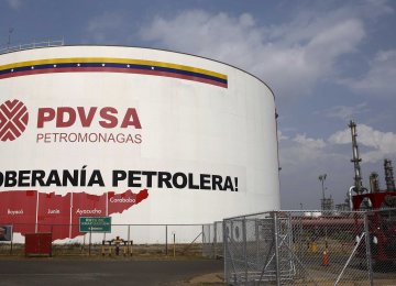 Maduro Promises to Recover Oil Decline