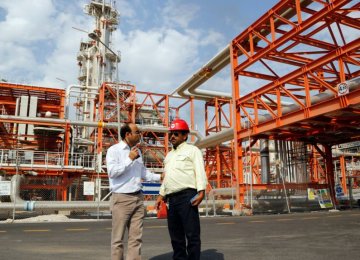 Senior Oil Managers to Serve for Max. 4 Years