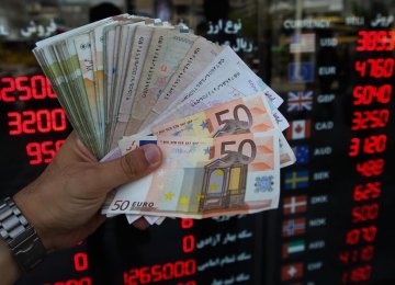 Euro, USD Continue Rally 