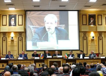 A delegation of Russian State Duma led by Speaker Vyacheslav Volodin attended a joint business forum at Iran Chamber of Commerce, Industries, Mines and Agriculture in Tehran on April 9.