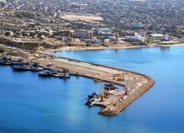 Iran Signs $3.2b FDI Agreements for Chabahar